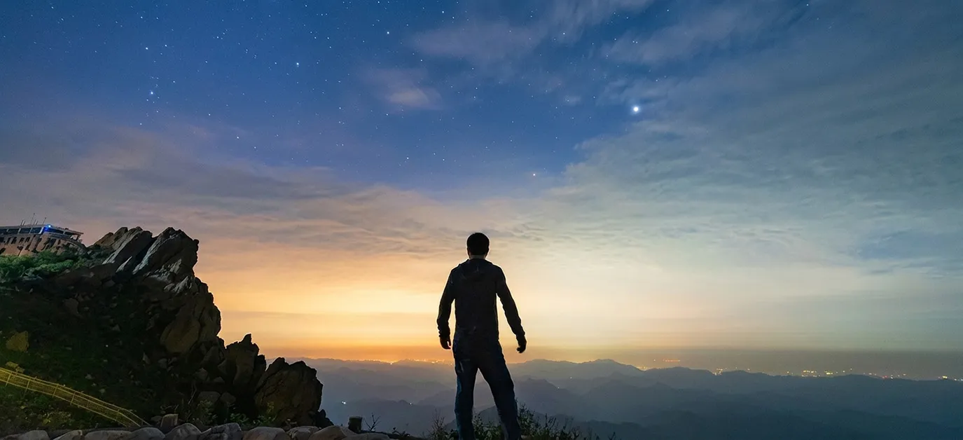 آسمان بارش شهابی برساوشی